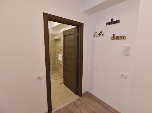 Radu Studio Mamaia Nord Appartement Năvodari Buitenkant foto
